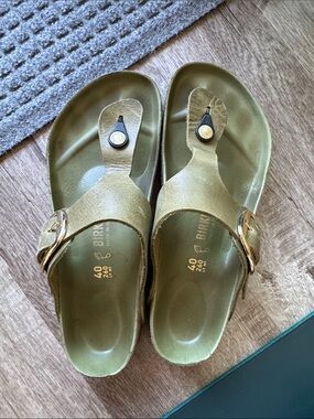 Birkenstock Olive Green Gizeh Sandal with Gold Buckle